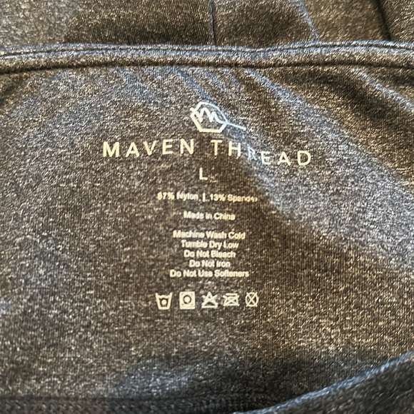 Maven Thread leggings size large - Picture 4 of 4